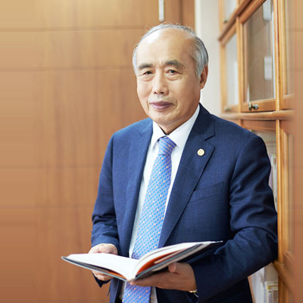 정성봉 총장 사진